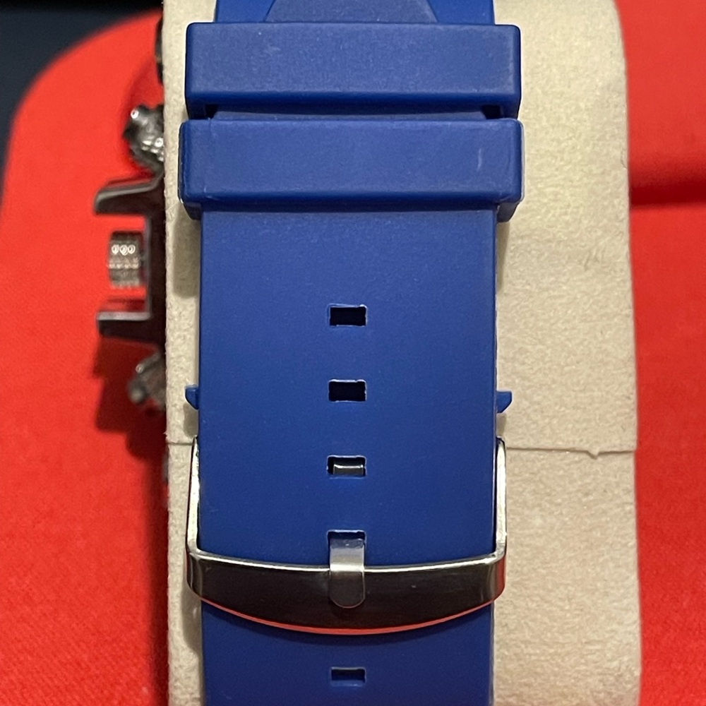 Geneva Watch - Picture 7 of 7